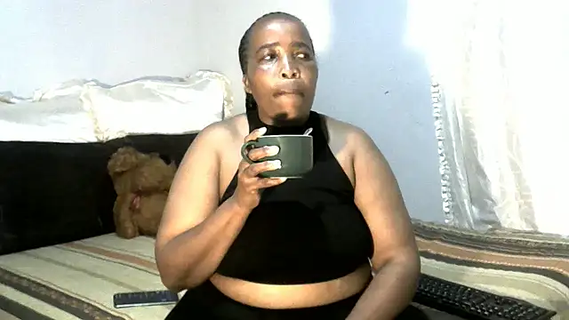 Snapshot of LadyLillyX chatting on October 2, 2025, 5:49 pm LadyLillyX online show from October 2, 2025, 5:49 pm