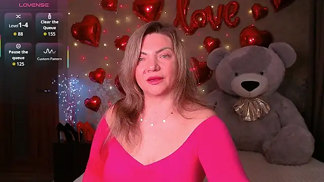 KristiOwen online show from April 4, 2026, 1:01 am