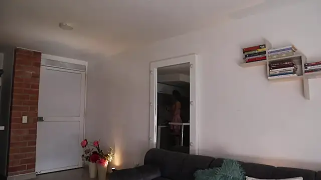  Vahos  online show from November 20, 2025, 5:13 pm