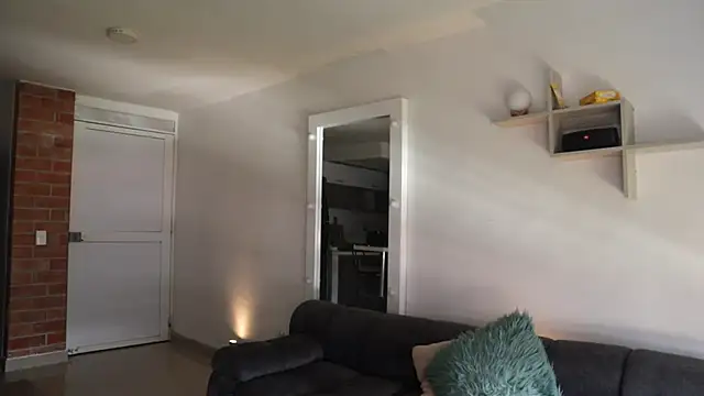 Snapshot of _Vahos_ chatting on September 25, 2025, 5:19 pm  Vahos  online show from September 25, 2025, 5:19 pm