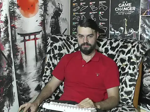 00george online show from December 2, 2025, 2:01 am