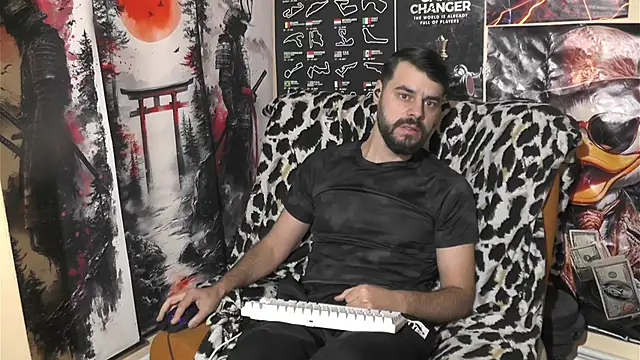 Snapshot of 00george chatting on February 12, 2026, 5:23 pm 00george online show from February 12, 2026, 5:23 pm