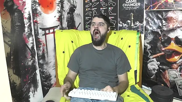 Snapshot of 00george chatting on March 2, 2026, 6:03 am 00george online show from March 2, 2026, 6:03 am