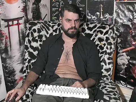 00george online show from November 29, 2025, 10:59 am