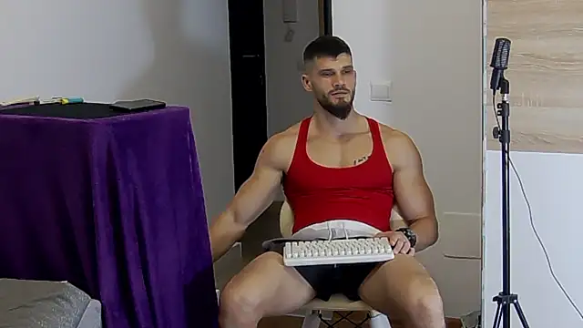MauroTwin online show from January 15, 2025, 7:44 pm
