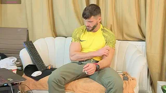 MauroTwin online show from October 20, 2025, 6:52 pm