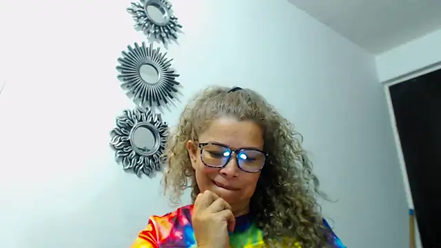 dalilasquirt1 online show from July 25, 2026, 2:30 am