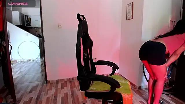 adrena 10 online show from April 14, 2026, 3:50 pm