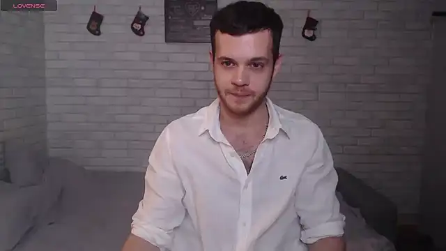 Alexxx horny online show from January 9, 2025, 2:40 pm