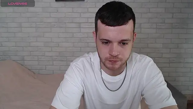 Alexxx horny online show from August 1, 2026, 8:01 am