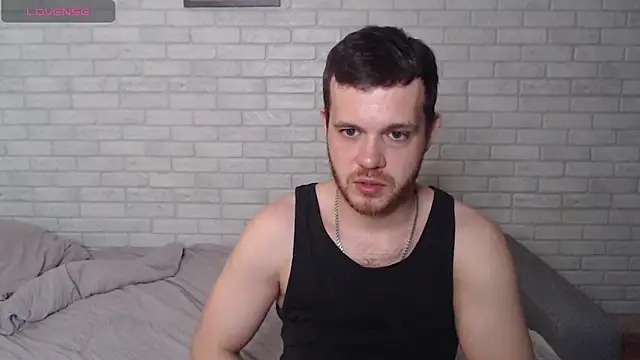Alexxx horny online show from July 29, 2026, 7:46 pm
