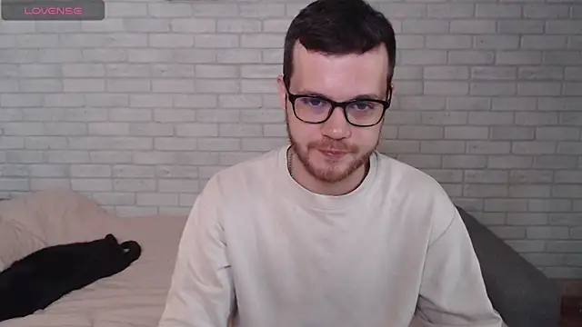 Alexxx horny online show from July 20, 2026, 7:27 am