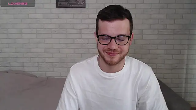 Alexxx horny online show from July 27, 2026, 7:04 am