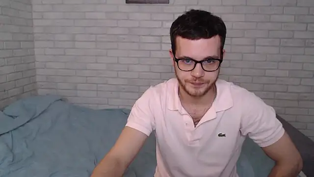 Alexxx horny online show from March 18, 2025, 12:39 pm
