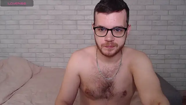Alexxx horny online show from June 26, 2026, 4:40 am