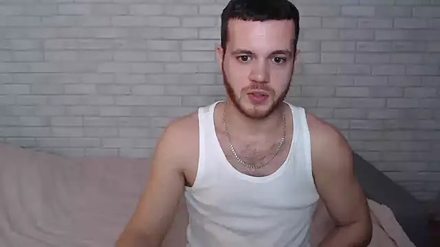 Alexxx horny online show from November 6, 2025, 3:38 pm