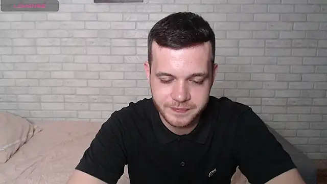 Alexxx horny online show from July 31, 2026, 7:00 pm