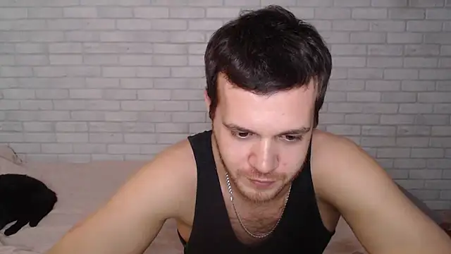 Alexxx horny online show from October 21, 2025, 7:24 pm