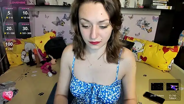 Snapshot of FoxyDom699 chatting on September 29, 2025, 6:53 am FoxyDom699 online show from September 29, 2025, 6:53 am