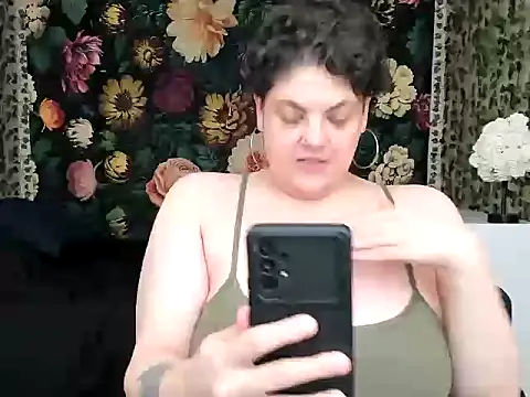 Exotic-Melons online show from September 27, 2025, 10:38 pm