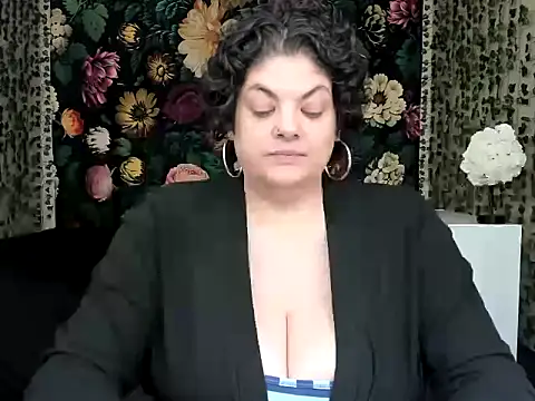 Exotic-Melons online show from November 30, 2025, 7:03 pm