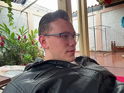 simon and david online show from November 9, 2025, 9:41 pm