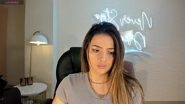 Snapshot of AmyWood chatting on January 22, 2025, 12:38 am AmyWood online show from January 22, 2025, 12:38 am