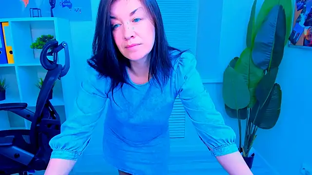AnaMills online show from May 21, 2026, 10:23 am