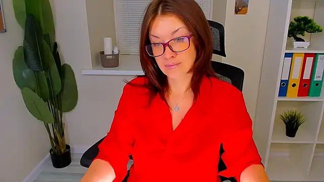 Snapshot of AnaMills chatting on October 11, 2025, 3:13 pm AnaMills online show from October 11, 2025, 3:13 pm