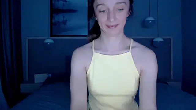 ShySchoolGirl online show from September 14, 2025, 9:59 pm