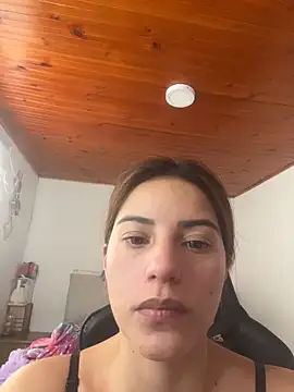 Snapshot of Arenne_rouse chatting on October 20, 2025, 4:51 pm Arenne rouse online show from October 20, 2025, 4:51 pm