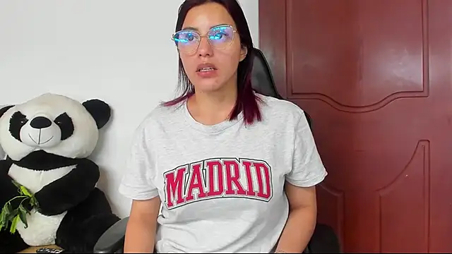 Arenne rouse online show from April 8, 2026, 7:15 pm