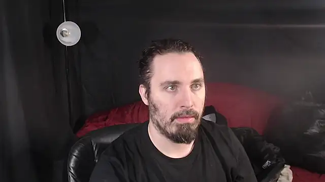 Snapshot of Metalstud chatting on March 4, 2025, 2:42 pm Metalstud online show from March 4, 2025, 2:42 pm