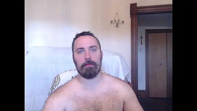 Snapshot of Metalstud chatting on September 16, 2025, 3:35 pm Metalstud online show from September 16, 2025, 3:35 pm