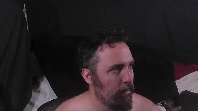 Snapshot of Metalstud chatting on June 24, 2026, 5:55 pm Metalstud online show from June 24, 2026, 5:55 pm