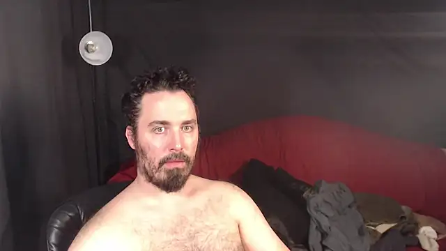 Snapshot of Metalstud chatting on March 16, 2025, 12:56 am Metalstud online show from March 16, 2025, 12:56 am