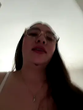 vaneelee online show from December 21, 2025, 6:31 pm