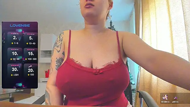hot evil queen online show from January 21, 2025, 8:19 am