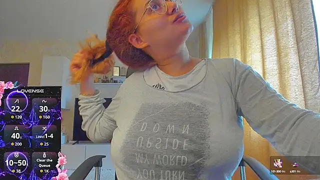 hot evil queen online show from October 7, 2025, 10:49 am