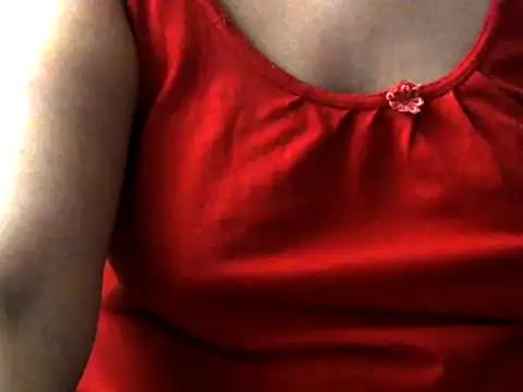 Snapshot of giga-bite chatting on October 6, 2025, 7:20 am giga-bite online show from October 6, 2025, 7:20 am