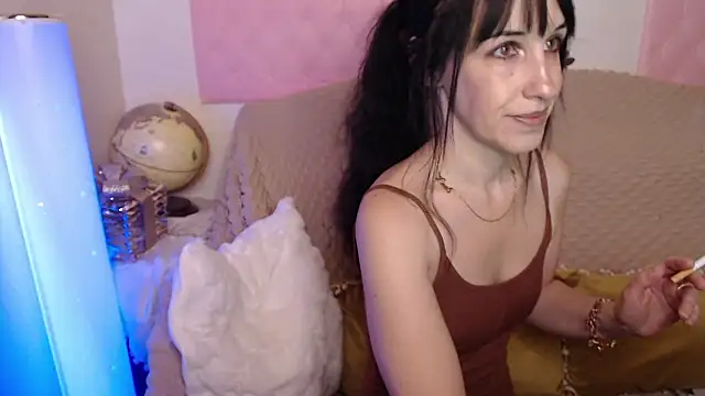 -carla- online show from January 10, 2026, 6:42 am