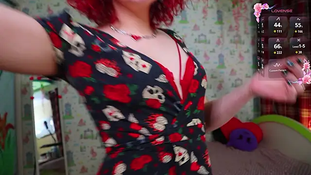 SmokyRose online show from March 28, 2026, 11:55 am