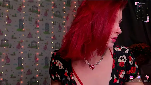 SmokyRose online show from October 6, 2025, 10:27 am