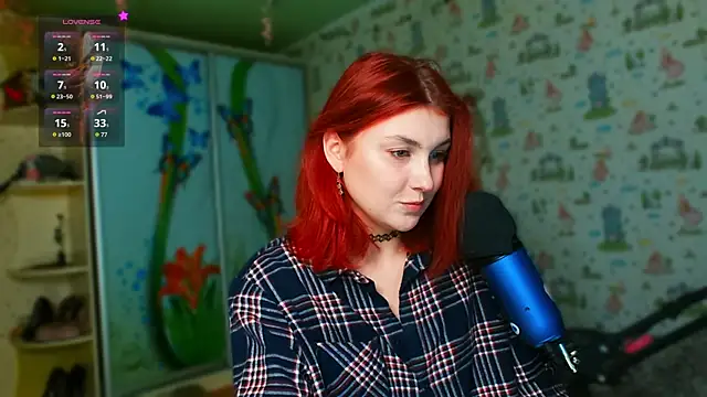 SmokyRose online show from November 22, 2025, 1:32 pm