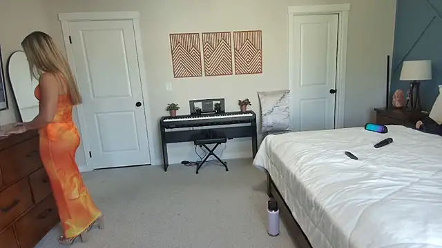 Snapshot of xxyourgirlblair chatting on September 17, 2025, 5:37 pm xxyourgirlblair online show from September 17, 2025, 5:37 pm