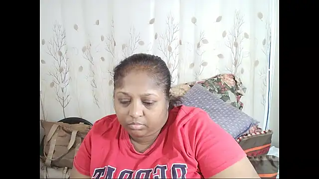 Snapshot of Indiantasha chatting on October 9, 2025, 4:07 pm Indiantasha online show from October 9, 2025, 4:07 pm