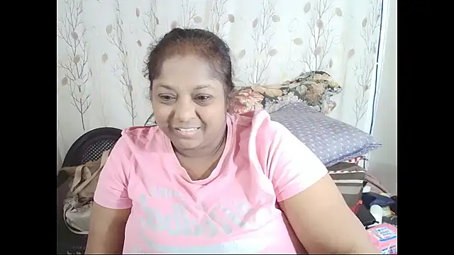 Snapshot of Indiantasha chatting on September 12, 2025, 4:29 pm Indiantasha online show from September 12, 2025, 4:29 pm