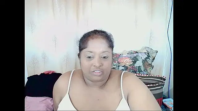 Snapshot of Indiantasha chatting on March 12, 2025, 8:20 pm Indiantasha online show from March 12, 2025, 8:20 pm