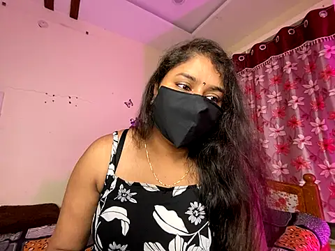 Snapshot of Love_4Sex chatting on October 6, 2025, 6:25 am Love 4Sex online show from October 6, 2025, 6:25 am