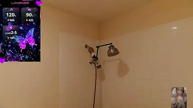 Snapshot of Blondiewithanass chatting on February 3, 2026, 3:15 am Blondiewithanass online show from February 3, 2026, 3:15 am